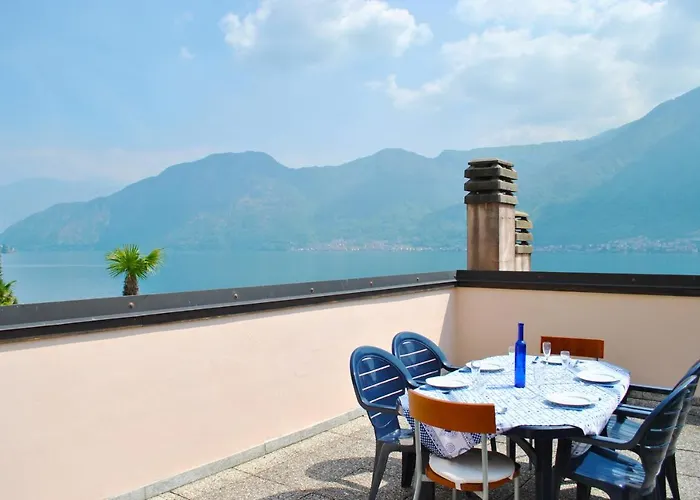 Apartamento On 2 Levels With Large Terrace Lake View *