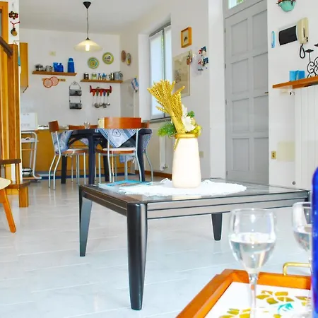 Appartement On 2 Levels With Large Terrace Lake View *